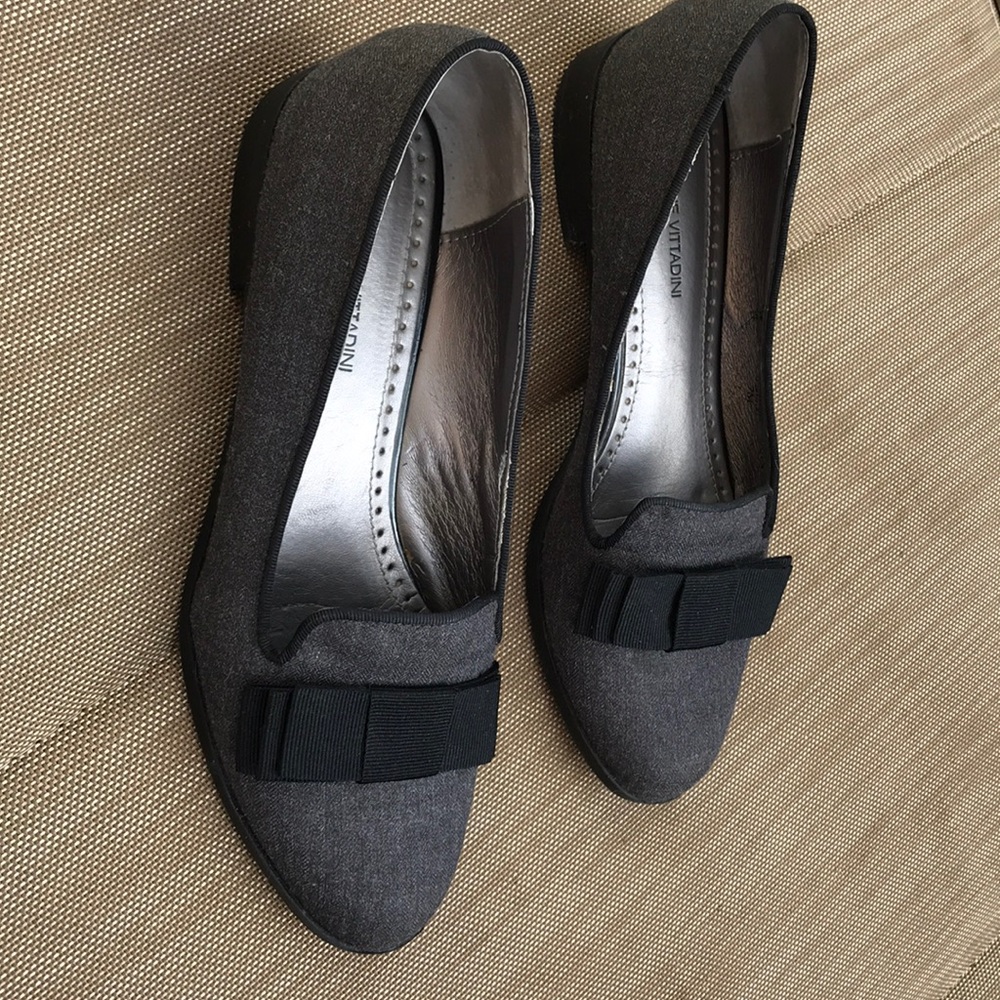 Adrienne Vittadini Grey Flannel Bow Flats